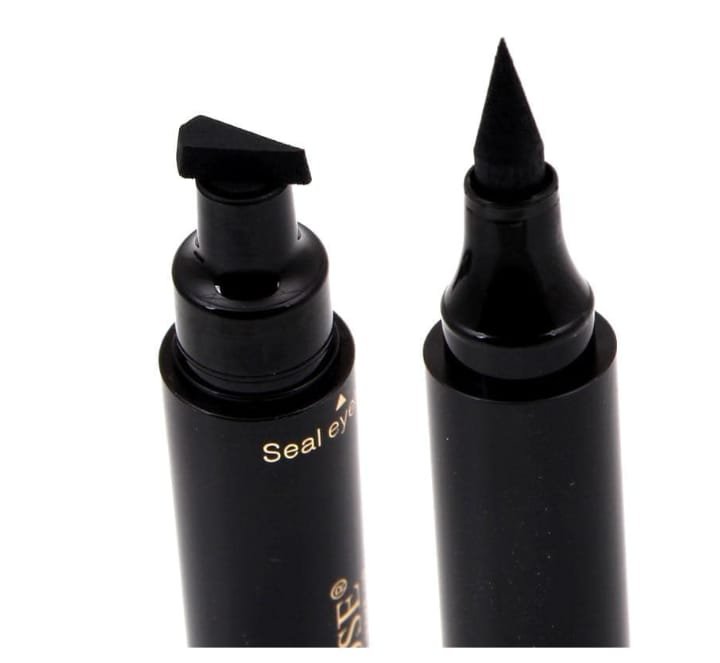 Miss Rose Dual Eyeliner Pen And Winged Stamp Black - Image 4